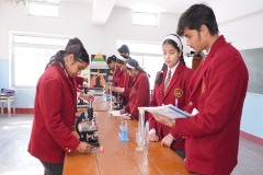 science-lab-16