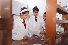 science-lab-4